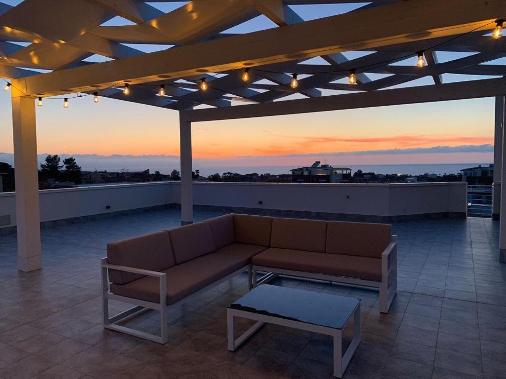 Apartament Terrace Ini Terrasini Zewnętrze zdjęcie